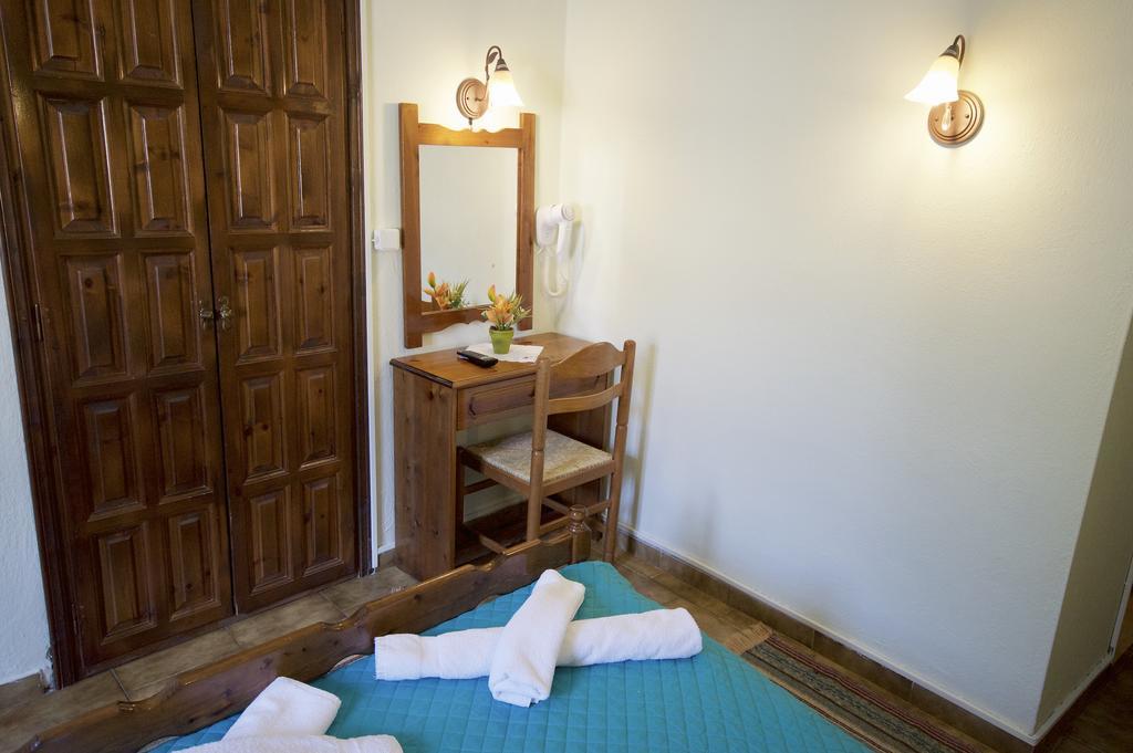 Ria Rooms Kissos  Pokoj fotografie